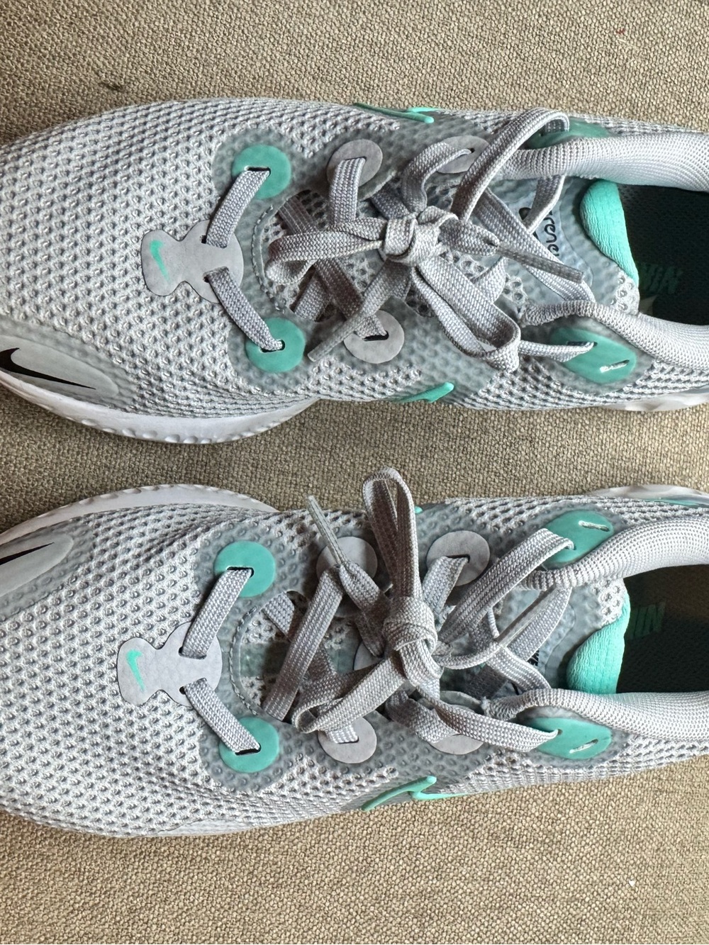 Nike Women’s Renew Run - Picture 2 of 9